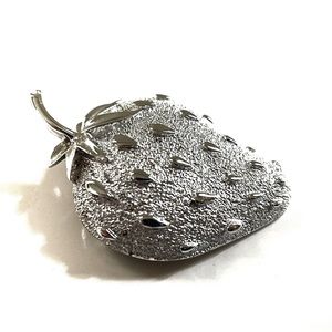 Vintage Sarah Coventry Silver Tone Strawberry Brooch